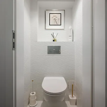 Francuska Deluxe By Bookinghost * Warszawa