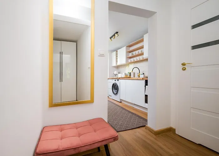 Apartment Francuska Deluxe By Bookinghost Warsaw