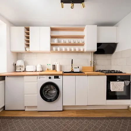 Francuska Deluxe By Bookinghost Apartment *